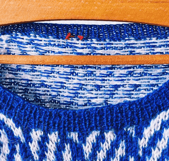 Pull fait main en Acryline - XXL