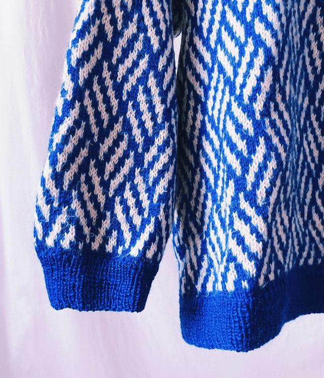 Pull fait main en Acryline - XXL